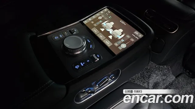 Genesis G90 RS4 — Фото автомобиля 24