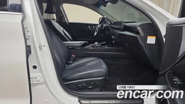 Kia K8 Hybrid — Фото автомобиля 16