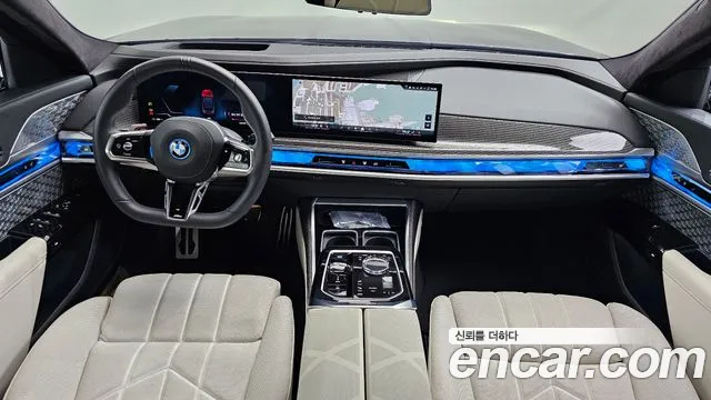BMW i7 — Фото автомобиля 6