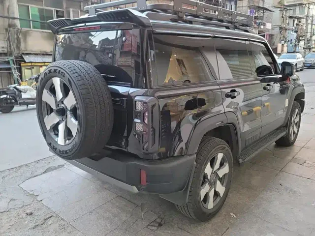 BAIC BJ40 — Фото автомобиля 3