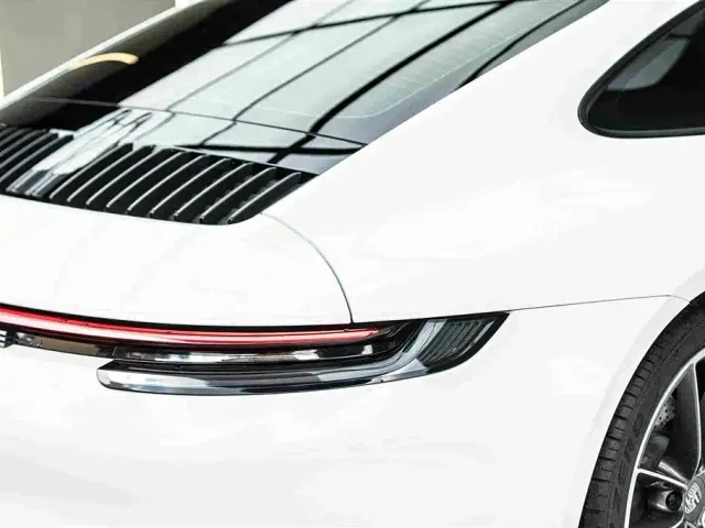 Porsche 911 — Фото автомобиля 3