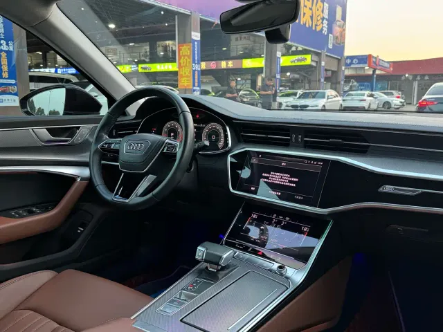 Audi A6L — Фото автомобиля 12