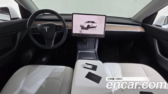 Tesla Model Y — Фото автомобиля 4