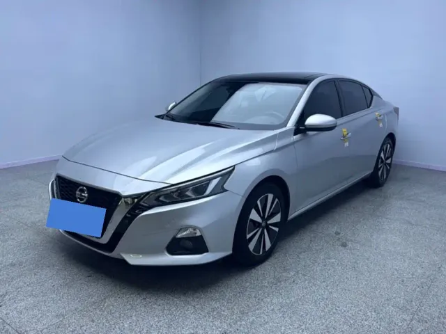Фотография автомобиля — Nissan Teana