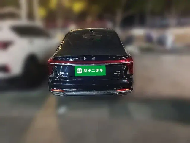 Hongqi H5 — Фото автомобиля 5