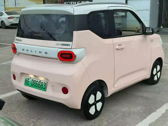 Wuling Hongguang Mini EV — Фото автомобиля 7