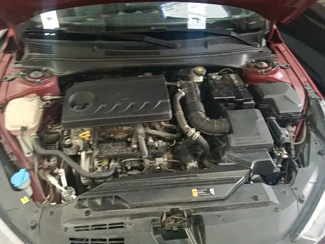 Hyundai Elantra — Фото автомобиля 19