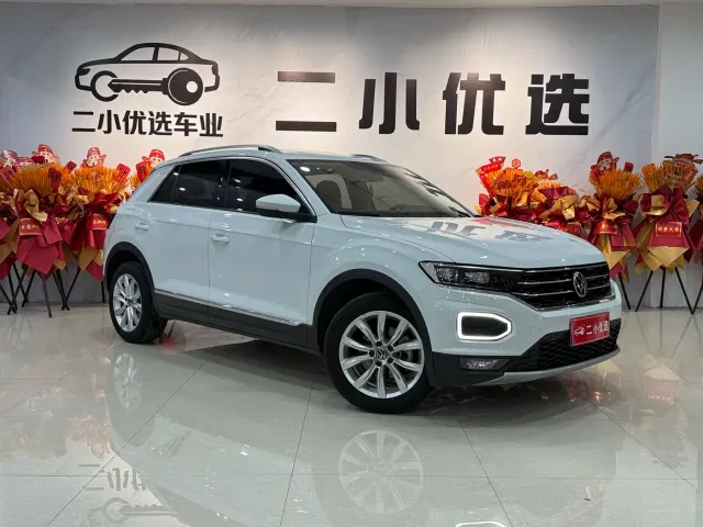 Volkswagen T-Roc — Фото автомобиля 3