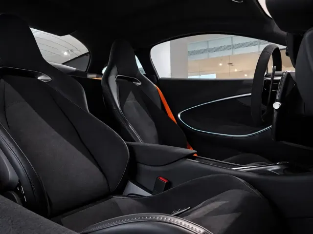 McLaren Artura — Фото автомобиля 6