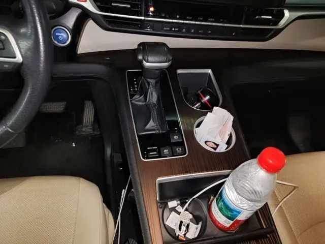Toyota Granvia — Фото автомобиля 13