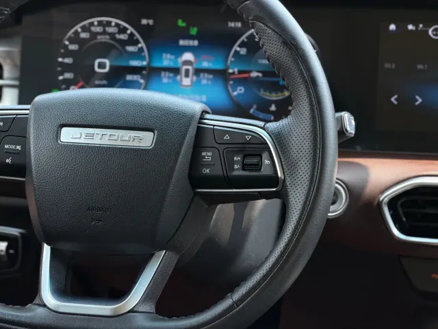 Jetour X90 Plus — Фото автомобиля 16