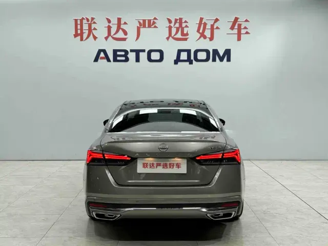 Nissan Teana — Фото автомобиля 5