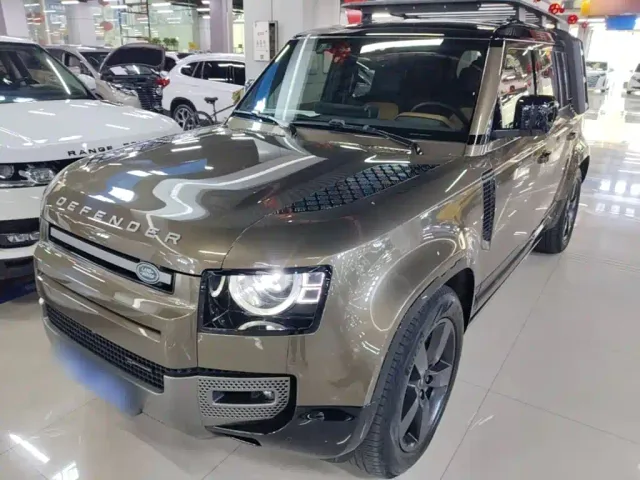 Фотография автомобиля — Land Rover Defender