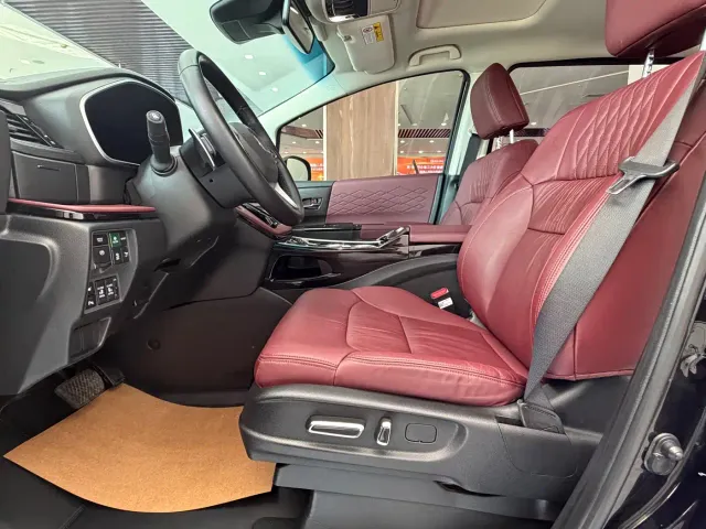 Honda Elysion — Фото автомобиля 12