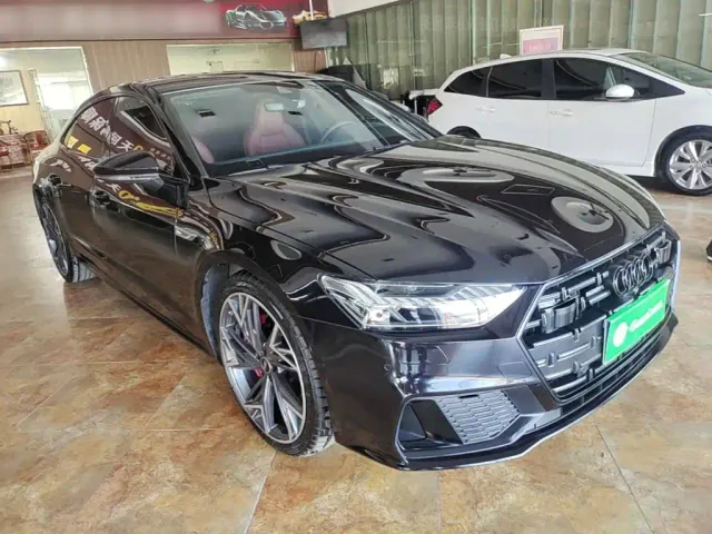 Audi A7L — Фото автомобиля 3