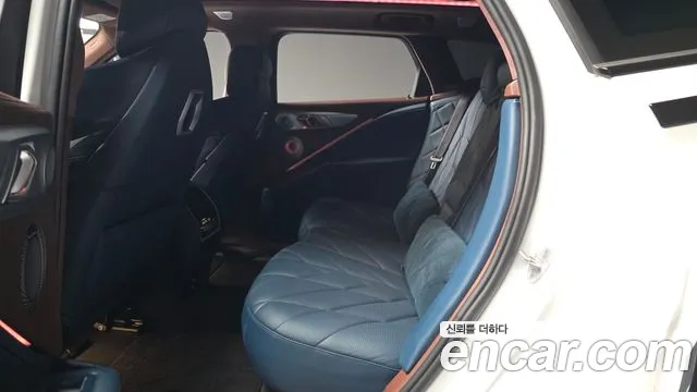 BMW XM — Фото автомобиля 26