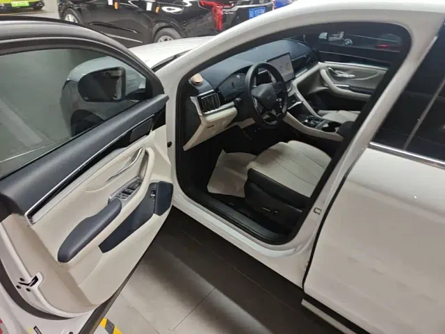 BYD Song PLUS — Фото автомобиля 15