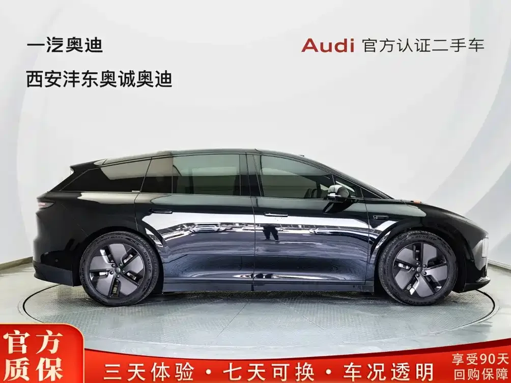 Li Auto Li Auto i6 2025 2WD Base Model — Фото автомобиля 3