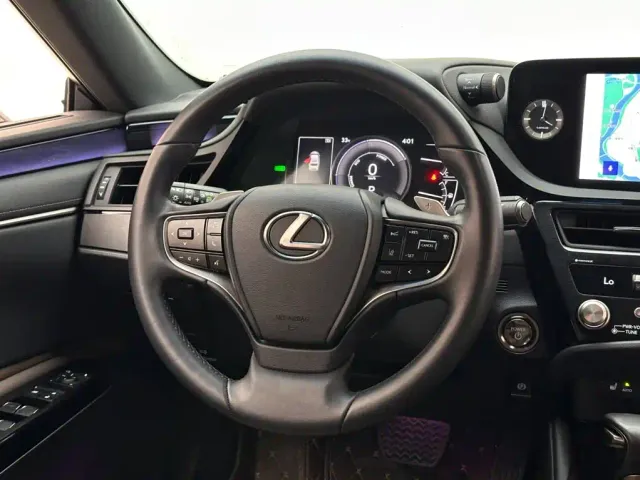 Lexus ES — Фото автомобиля 12