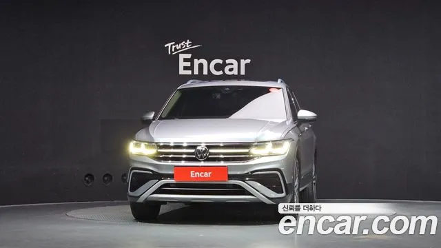 Volkswagen Tiguan — Фото автомобиля 3