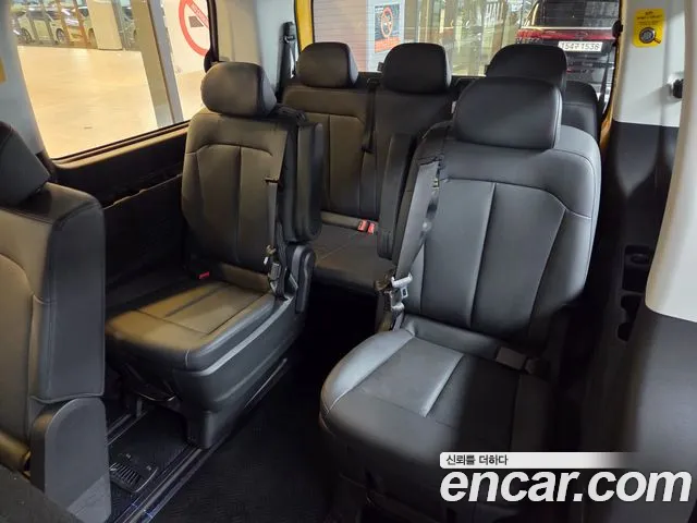 Hyundai Staria — Фото автомобиля 10