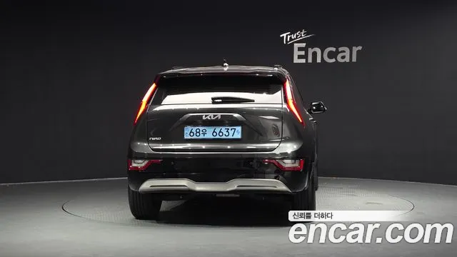 Kia Niro — Фото автомобиля 4