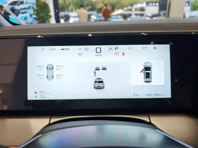 BYD Song L DM-i — Фото автомобиля 11