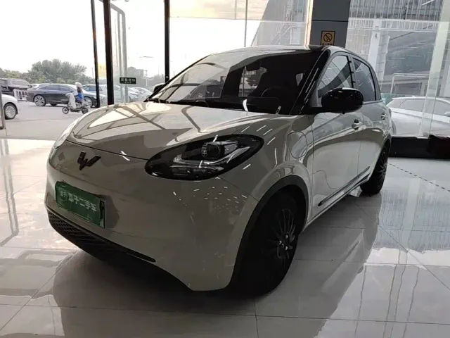 Фотография автомобиля — Wuling Bingo