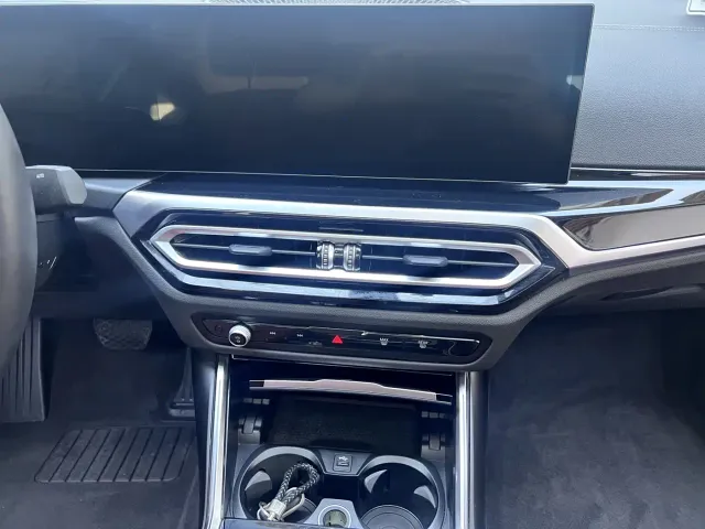 BMW 3 Series — Фото автомобиля 9
