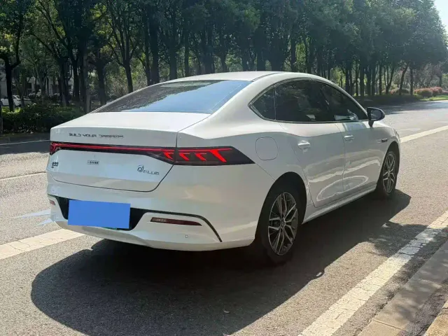 BYD Qin PLUS — Фото автомобиля 7