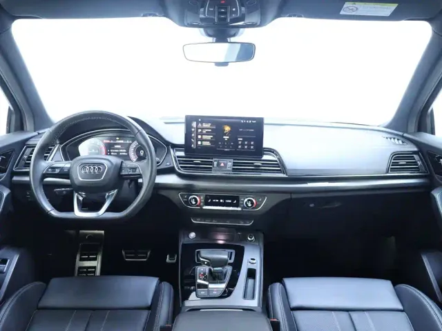 Audi Q5L — Фото автомобиля 13