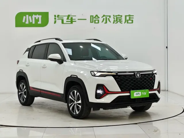 Changan CS35 Plus — Фото автомобиля 3
