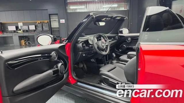 Mini Cooper Convertible — Фото автомобиля 10