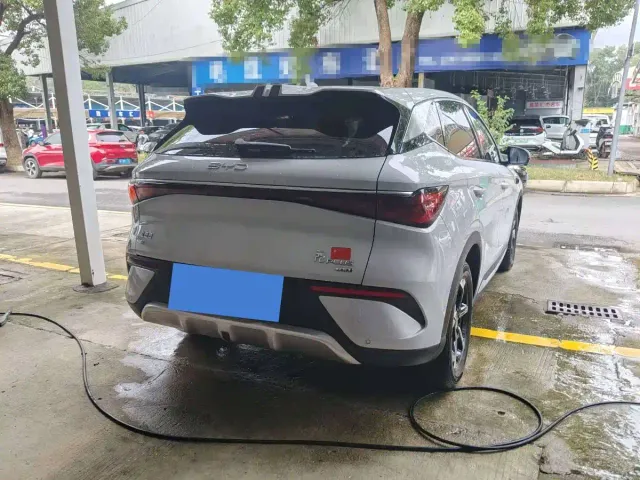 BYD Yuan PLUS — Фото автомобиля 10