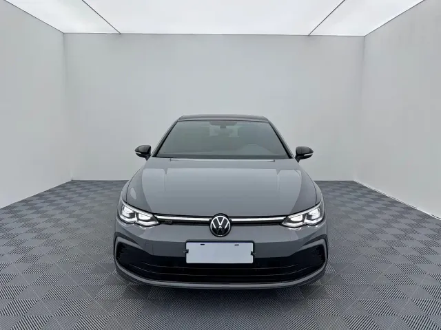 Volkswagen Golf — Фото автомобиля 2