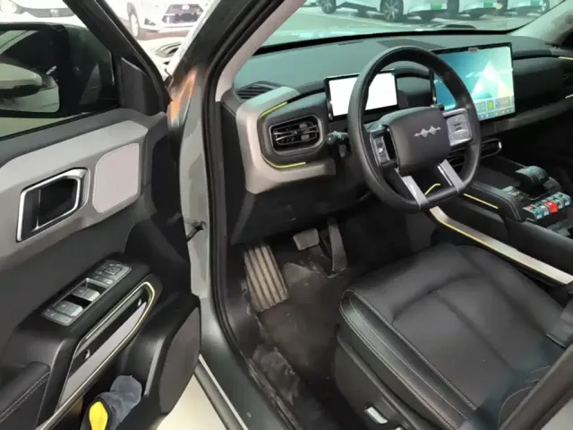 BYD FangChengBao Titanium 3 — Фото автомобиля 15