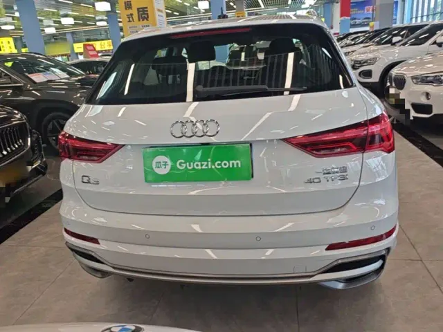 Audi Q3 — Фото автомобиля 5