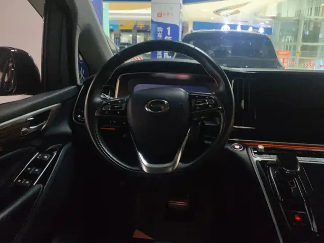 GAC Trumpchi M8 — Фото автомобиля 15