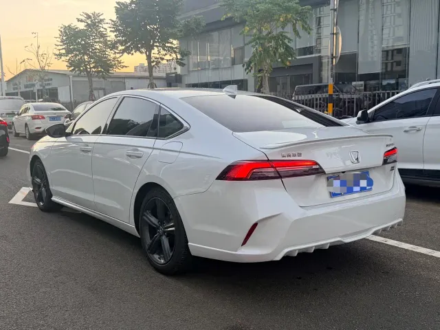 Honda Inspire — Фото автомобиля 4