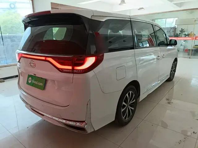 GAC Trumpchi M8 — Фото автомобиля 6