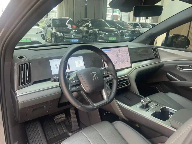 BYD Song L DM-i — Фото автомобиля 9