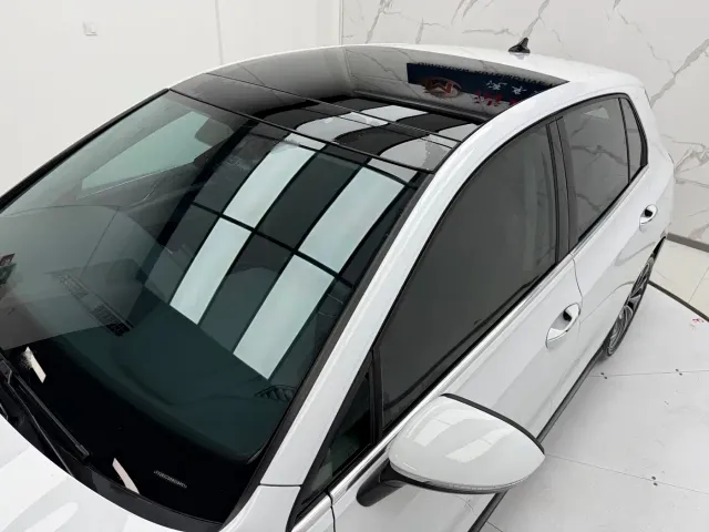 Volkswagen Golf — Фото автомобиля 7