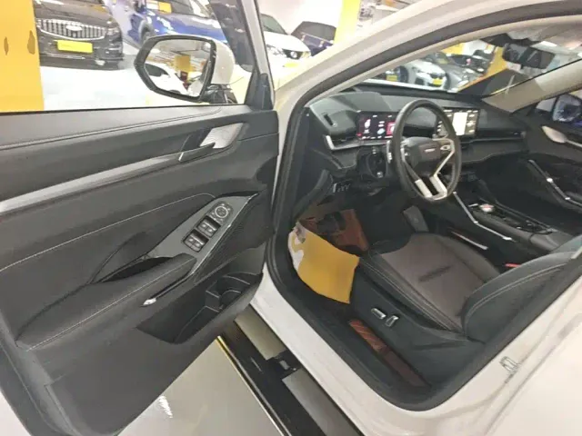 Haval H6 — Фото автомобиля 15