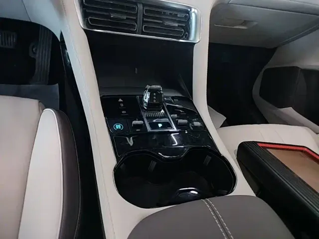 BYD Song PLUS — Фото автомобиля 13