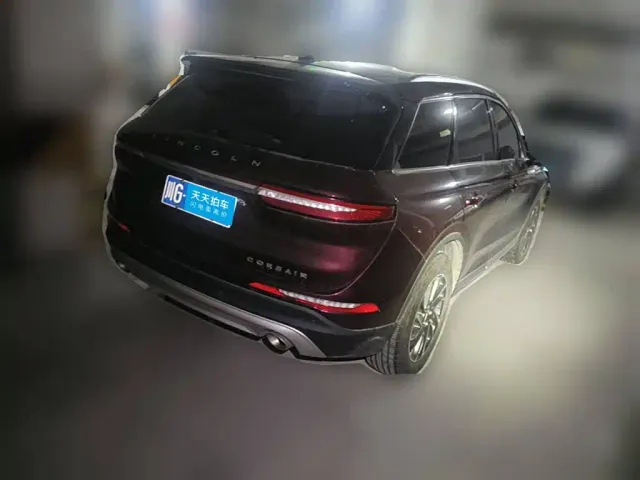 Lincoln Corsair — Фото автомобиля 2