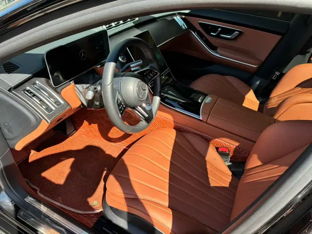 Mercedes-Benz S-Class — Фото автомобиля 3
