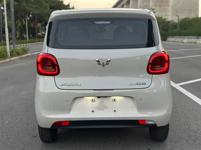 Wuling Hongguang Mini EV — Фото автомобиля 11