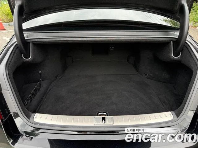 Genesis G90 Бензин 3.5 турбо AWD — Фото автомобиля 19
