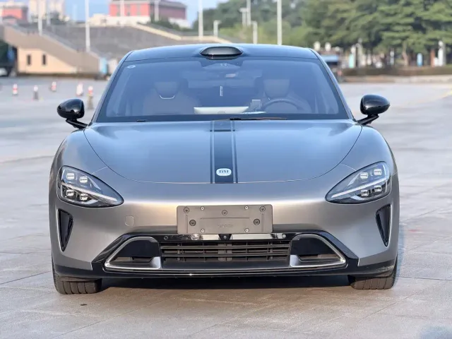 Xiaomi SU7 — Фото автомобиля 2