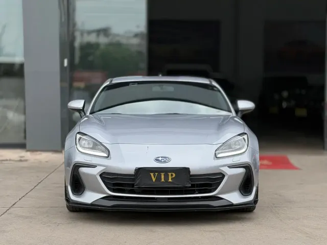 Subaru BRZ — Фото автомобиля 2